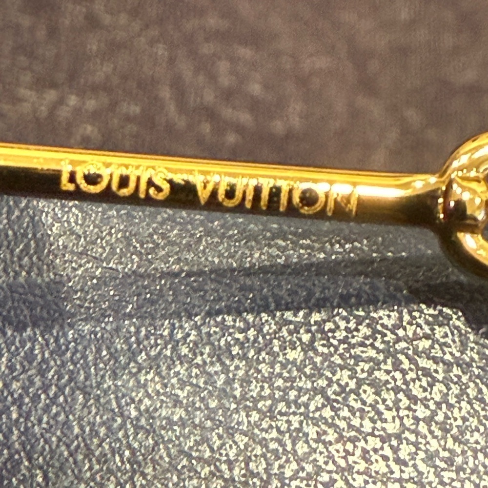 🎉Authentic Louis Vuitton: My LV Chain Round Sunglasses🎉Makes a Perfect Gift! - Picture 12 of 16